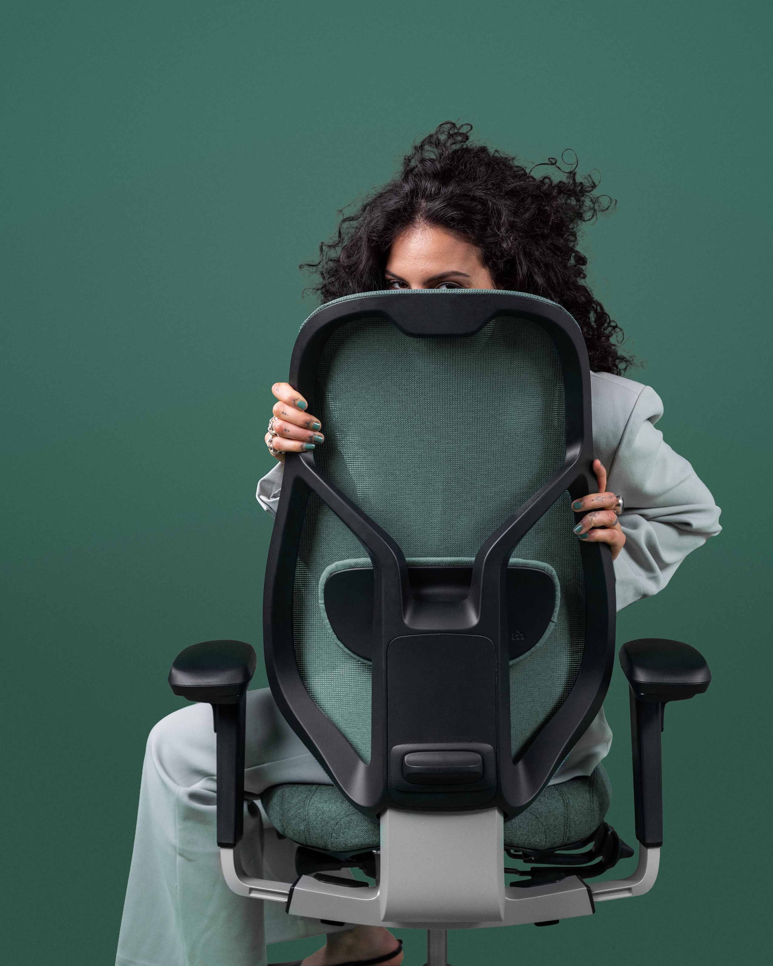 Flokk-image-product-Mereo-Mesh_Mineral-Green_DSCF4233